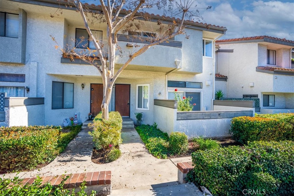 Residential for sale at 55 Willowcrest, Pomona CA featuring 3 beds and 3 baths