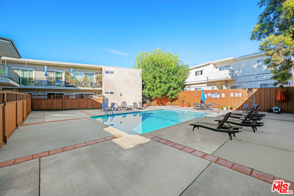 Residential for sale at 3640 Cardiff Avenue 104, Los Angeles CA featuring 1 bed and 1 bath
