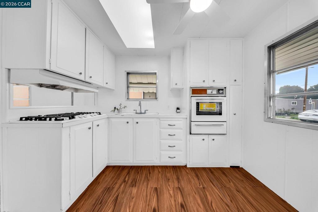 Manufactured In Park for sale at 3466 Willow Pass Rd, Concord CA featuring 2 beds and 1 bath