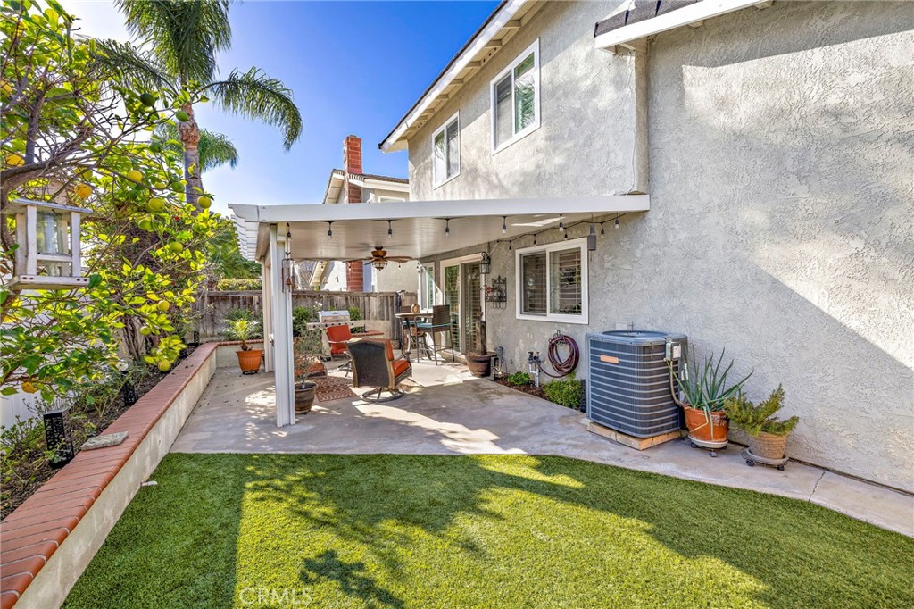 Residential for sale at 14 Calle Alimar, Rancho Santa Margarita CA featuring 3 beds and 3 baths
