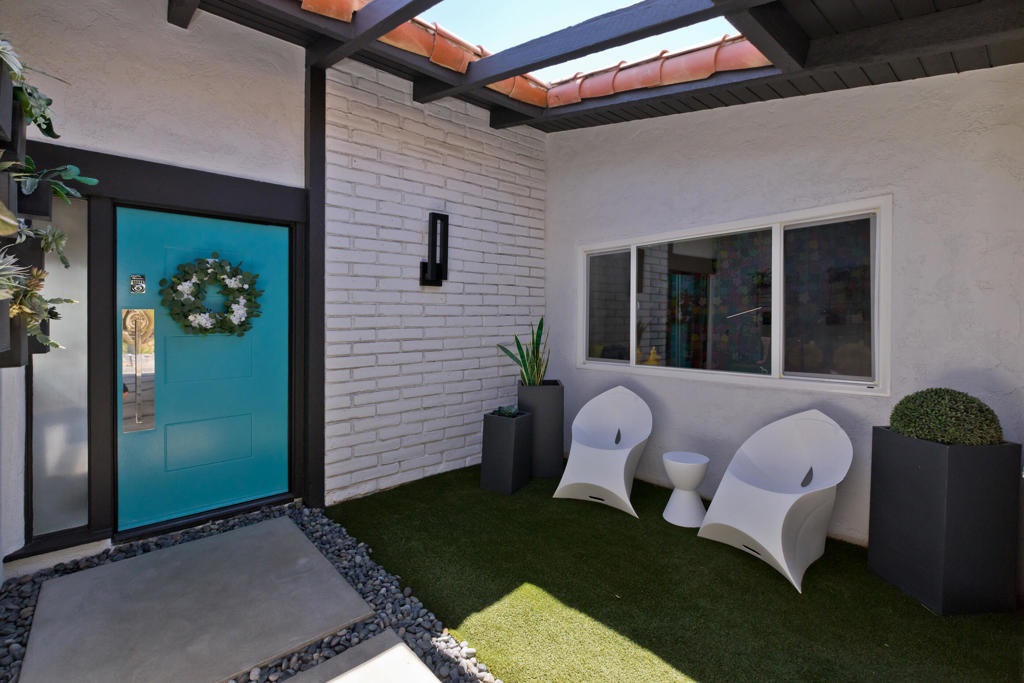 Residential for sale at 40070 Via Del Cielo, Rancho Mirage CA featuring 3 beds and 3 baths