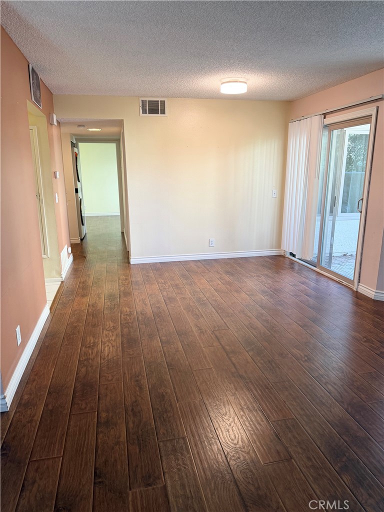 Residential for sale at 1766 Sinaloa 177, Simi Valley CA featuring 2 beds and 2 baths