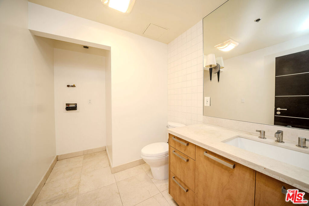 Residential for sale at 702 S Serrano Avenue 501, Los Angeles CA featuring 3 beds and 3 baths