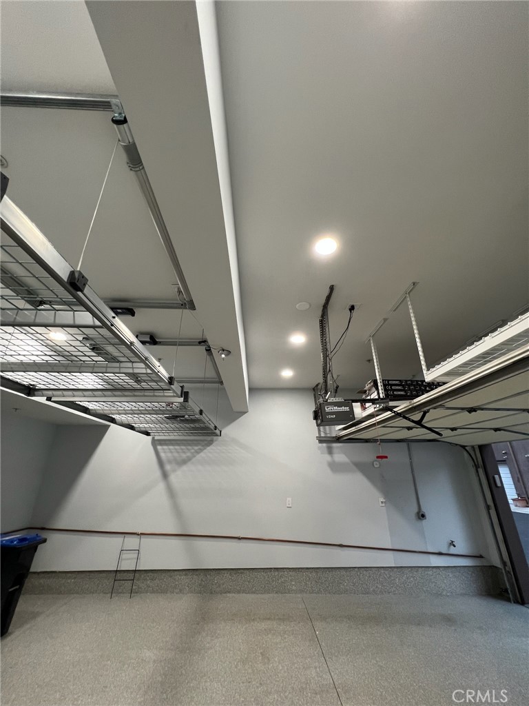 Residential Lease for rent at 226 E Jeanette Lane, Santa Ana CA featuring 3 beds and 4 baths