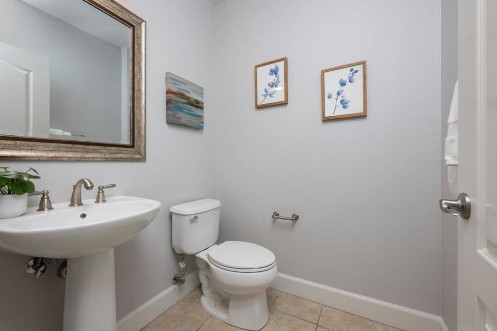 Residential for sale at 31 Bremerton Circle, Redwood City CA featuring 2 beds and 3 baths