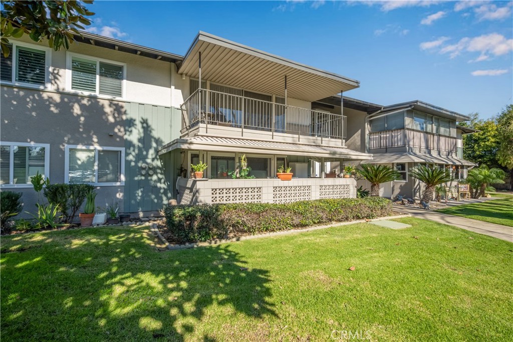 Residential for sale at 1981 McKinney Way 14K, Seal Beach CA featuring 2 beds and 2 baths