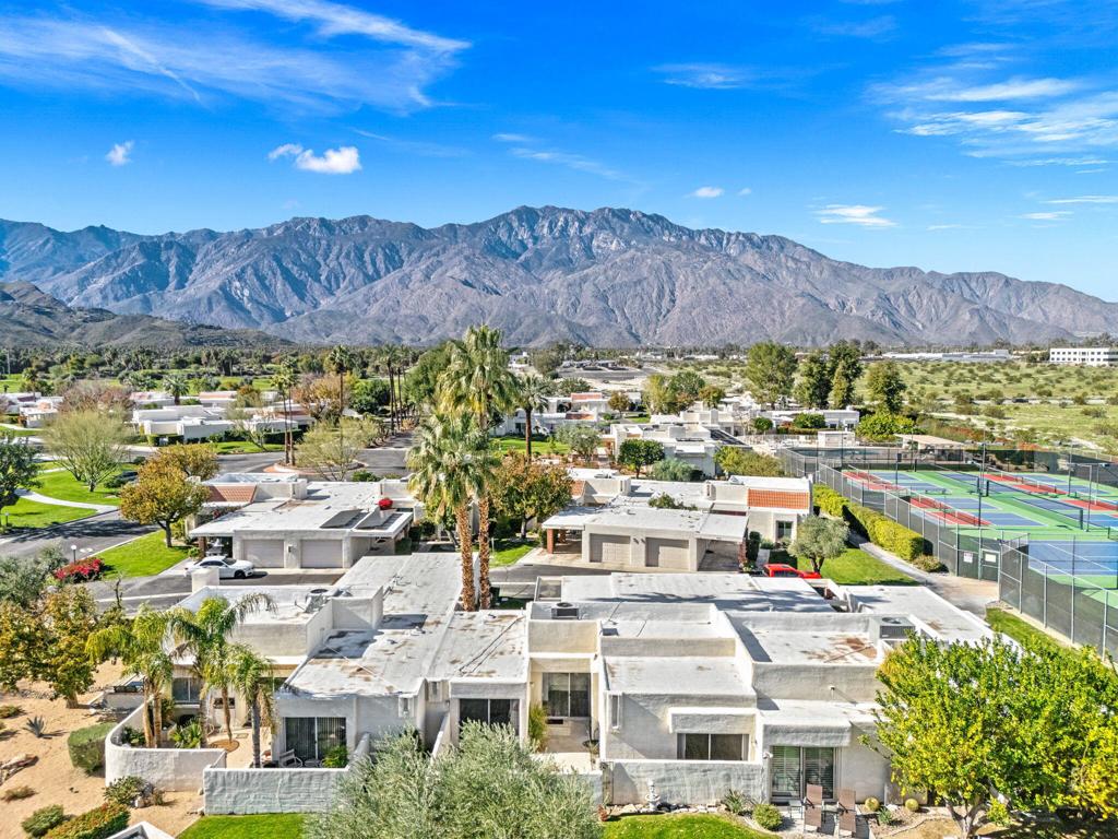 Residential for sale at 5994 Fairway Circle, Palm Springs CA featuring 1 bed and 2 baths