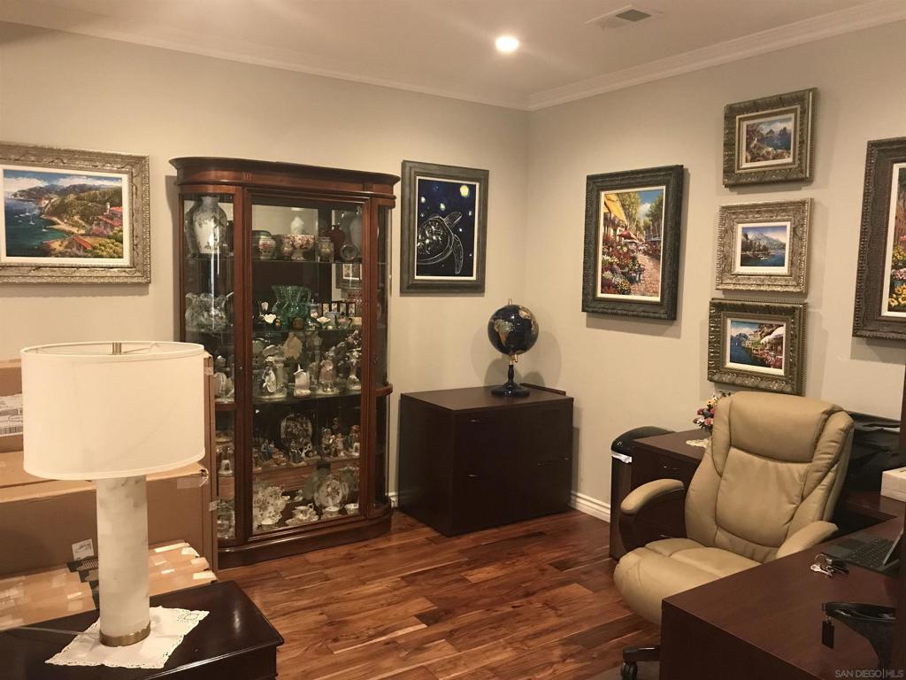 Residential Lease for rent at 3650 5TH AVENUE 415, San Diego CA featuring 2 beds and 2 baths