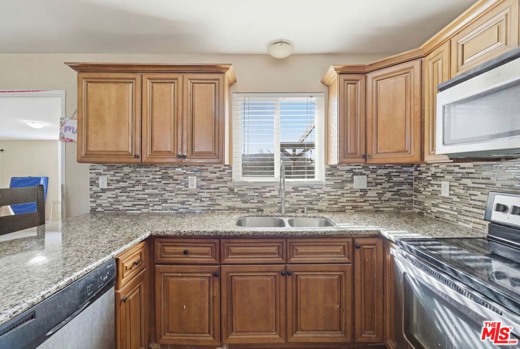 Residential for sale at 22225 Kayenta Road, Apple Valley CA featuring 3 beds and 2 baths