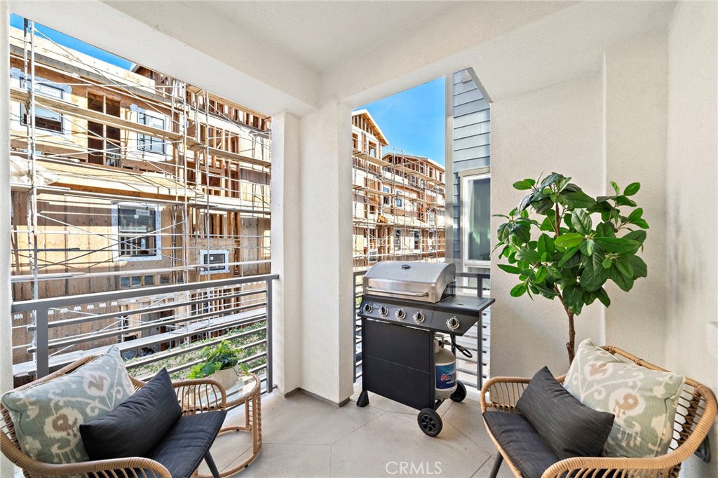 Residential for sale at 1974 Meyer Place D, Costa Mesa CA featuring 2 beds and 3 baths