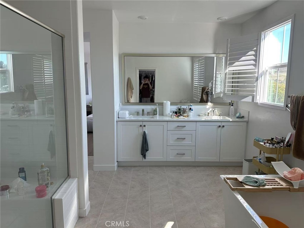 Residential Lease for rent at 26078 Meadow Dr, San Juan Capistrano CA featuring 4 beds and 4 baths