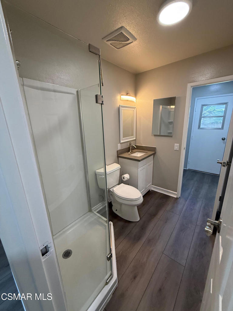 Residential Lease for rent at 216 Virginia Drive, Newbury Park CA featuring 3 beds and 2 baths