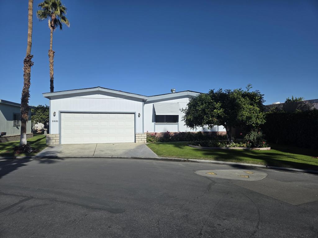 Manufactured In Park for sale at 1051 Via Grande, Cathedral City CA featuring 2 beds and 2 baths