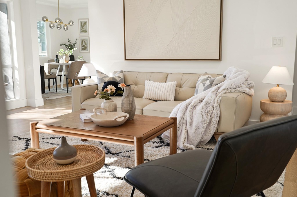 Residential for sale at 2151 Santa Rita St, Oakland CA featuring 3 beds and 2 baths