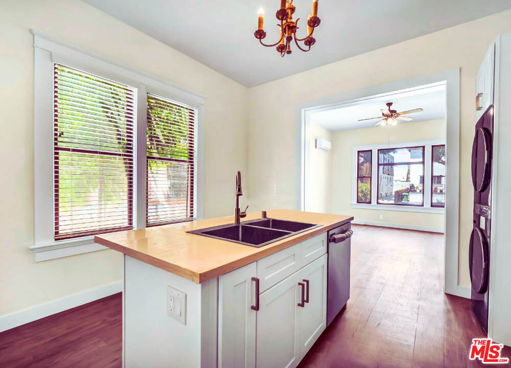 Residential Income for sale at 1142 W 25th Street, Los Angeles CA featuring 10 beds and 8 baths