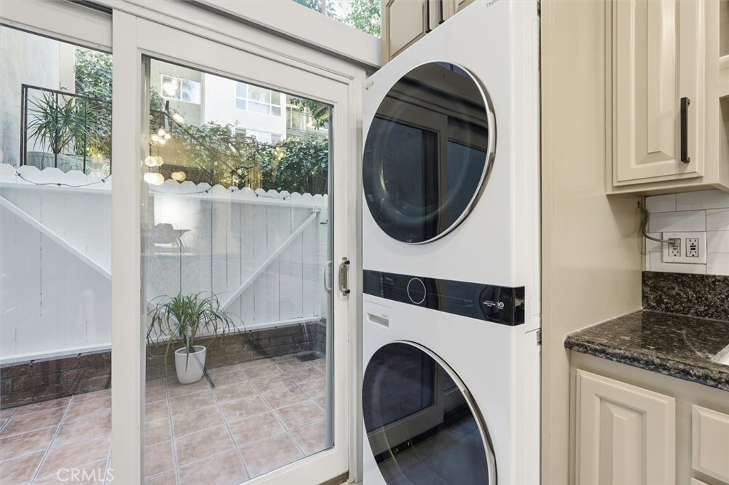 Residential for sale at 5658 Ravenspur Drive 208, Rancho Palos Verdes CA featuring 4 beds and 3 baths