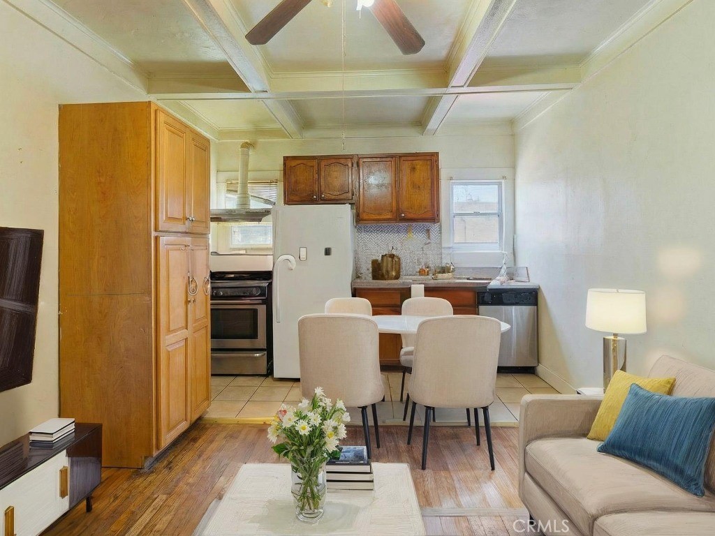 Residential Income for sale at 608 W 52nd, Los Angeles CA