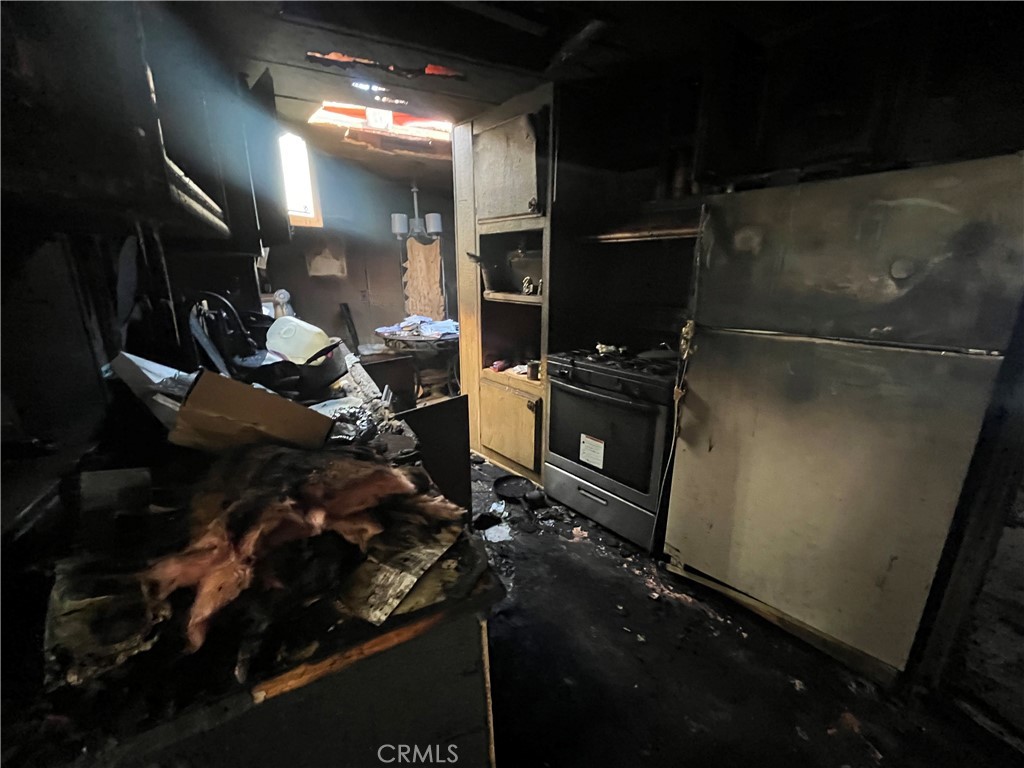 Manufactured In Park for sale at 950 California Street 40, Calimesa CA featuring 2 beds and 1 bath