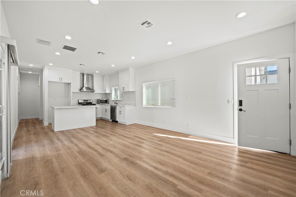 Residential Lease for rent at 13895 Yockey Street, Garden Grove CA featuring 3 beds and 2 baths