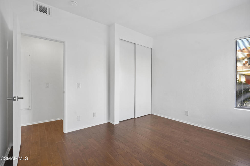 Residential for sale at 2304 Archwood Lane 92, Simi Valley CA featuring 3 beds and 2 baths