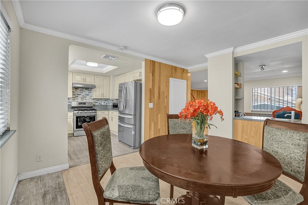 Residential Lease for rent at 1521 S Del Mar Avenue K, San Gabriel CA featuring 3 beds and 3 baths