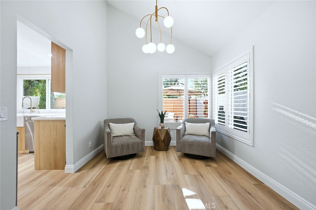 Residential for sale at 33 Desert Thorn, Rancho Santa Margarita CA featuring 3 beds and 3 baths