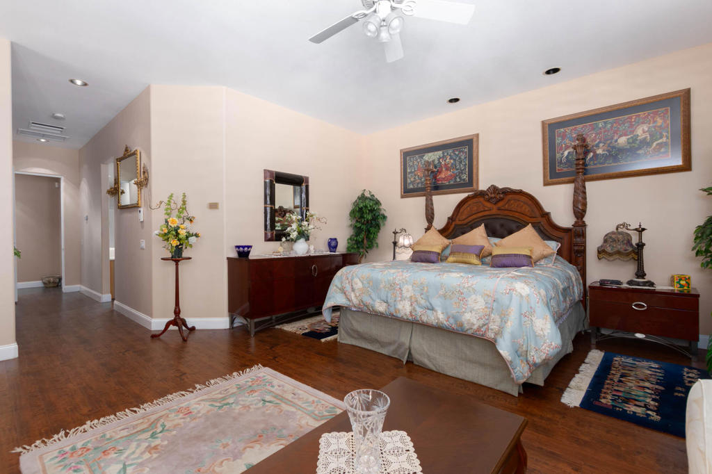 Residential Lease for rent at 4 Bentley Road, Rancho Mirage CA featuring 4 beds and 3 baths