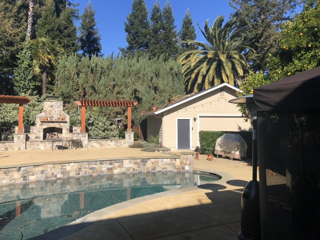 Residential Lease for rent at 125 Timberline Court, Danville CA featuring 4 beds and 4 baths