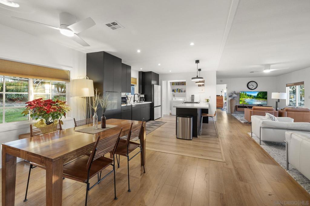 Manufactured In Park for sale at 7023 San Carlos St 75, Carlsbad CA featuring 2 beds and 2 baths