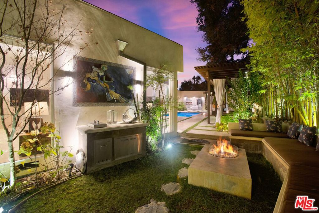 Residential Lease for rent at 2766 Ellison Drive, Beverly Hills CA featuring 5 beds and 7 baths
