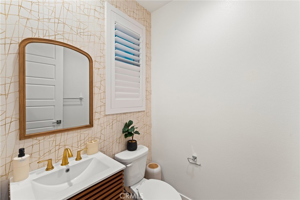 Residential for sale at 127 Restore, Irvine CA featuring 4 beds and 3 baths