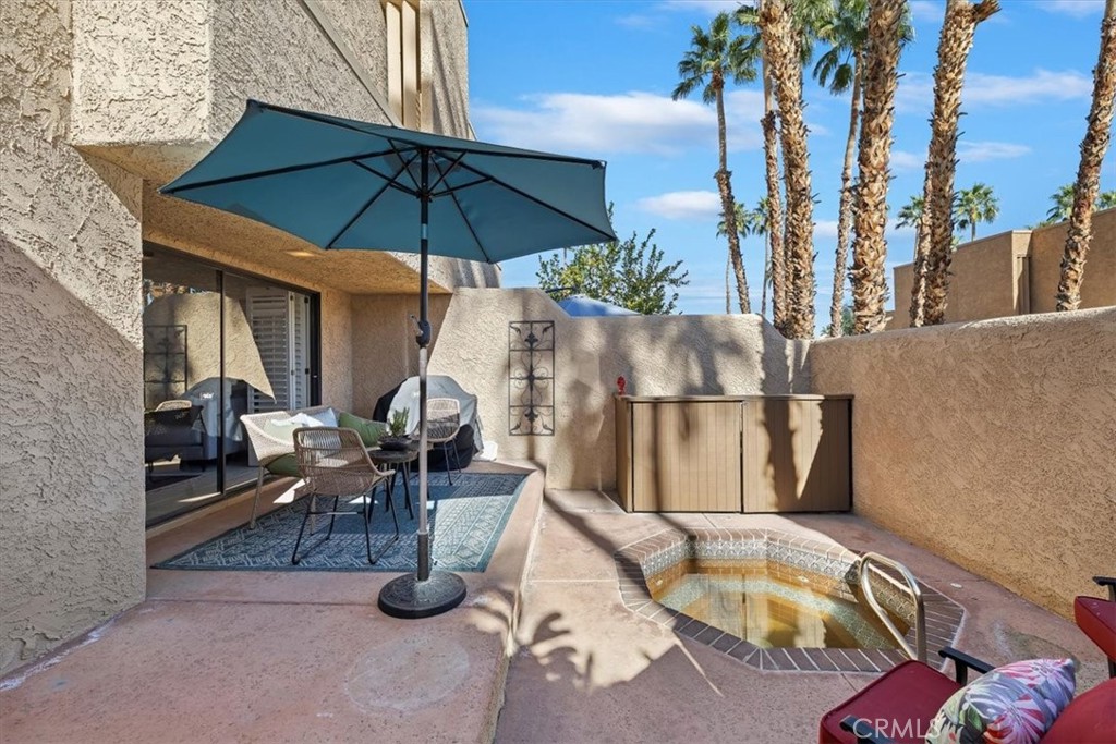 Residential for sale at 73422 Irontree, Palm Desert CA featuring 2 beds and 3 baths