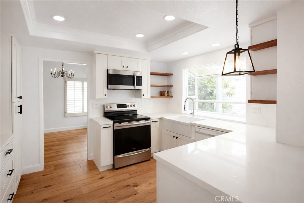 Residential Lease for rent at 37 Summerwind, Irvine CA featuring 3 beds and 3 baths