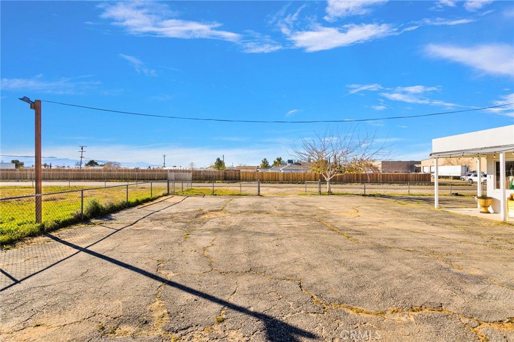 Residential for sale at 15109 Anacapa Road, Victorville CA featuring 1 bed and 1 bath