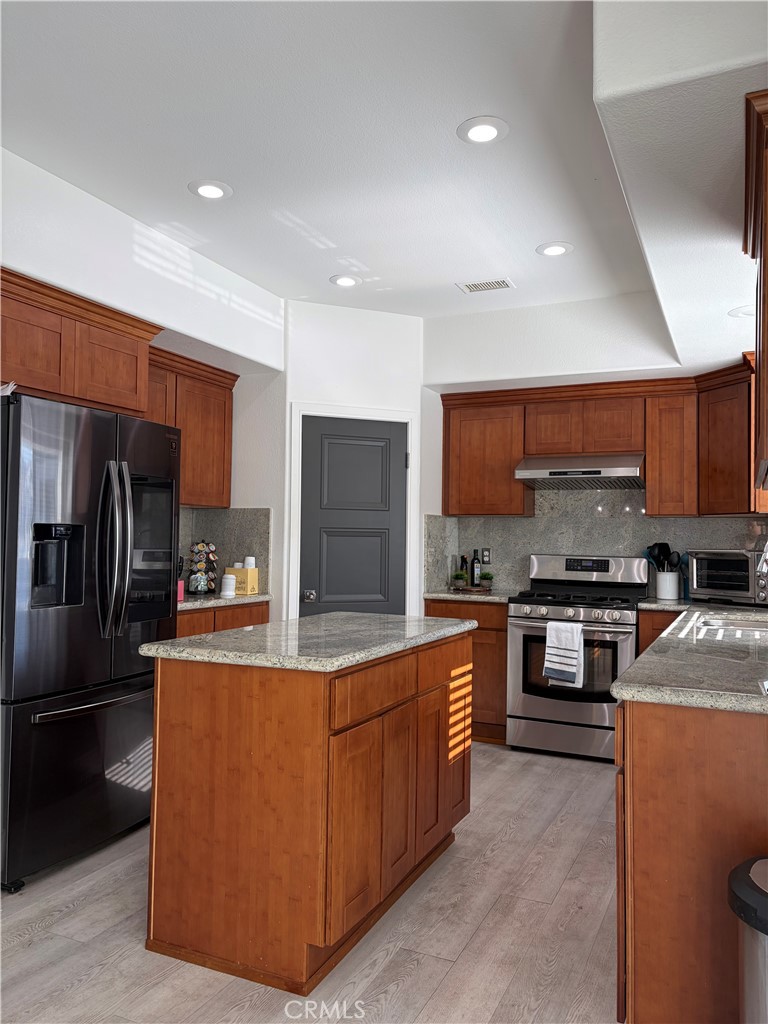 Residential for sale at 14445 Sunset Ridge, Riverside CA featuring 3 beds and 2 baths