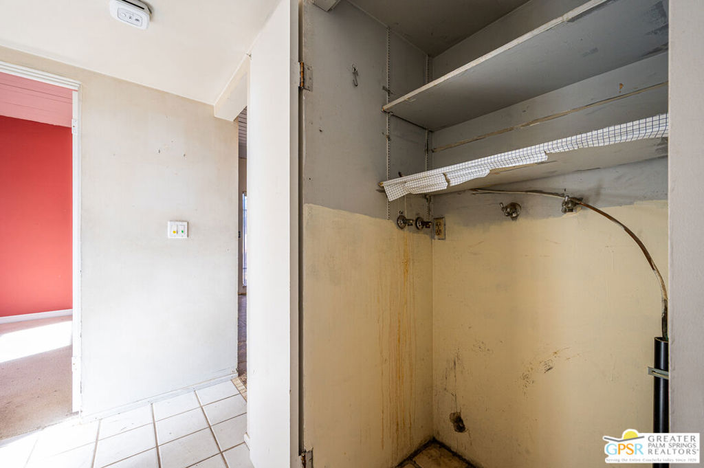 Residential for sale at 488 E Laurel Circle, Palm Springs CA featuring 3 beds and 2 baths