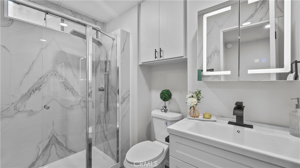 Manufactured In Park for sale at 1400 13th Street 206, Upland CA featuring 2 beds and 2 baths