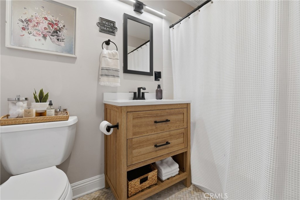 Residential for sale at 100 Atlantic 1116, Long Beach CA featuring 1 bed and 1 bath