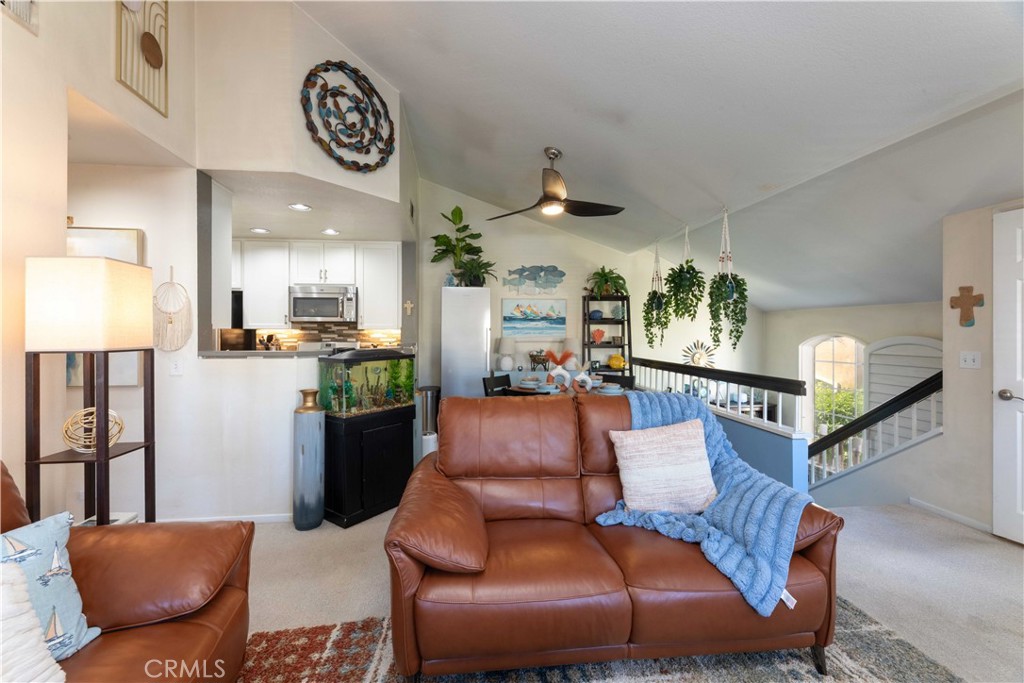 Residential for sale at 72 Sandcastle, Aliso Viejo CA featuring 2 beds and 2 baths