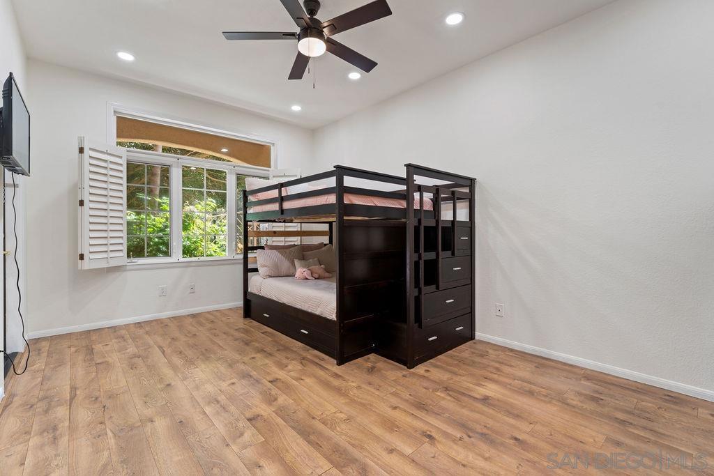 Residential for sale at 2842 Torrey Pines Rd, La Jolla CA featuring 3 beds and 3 baths