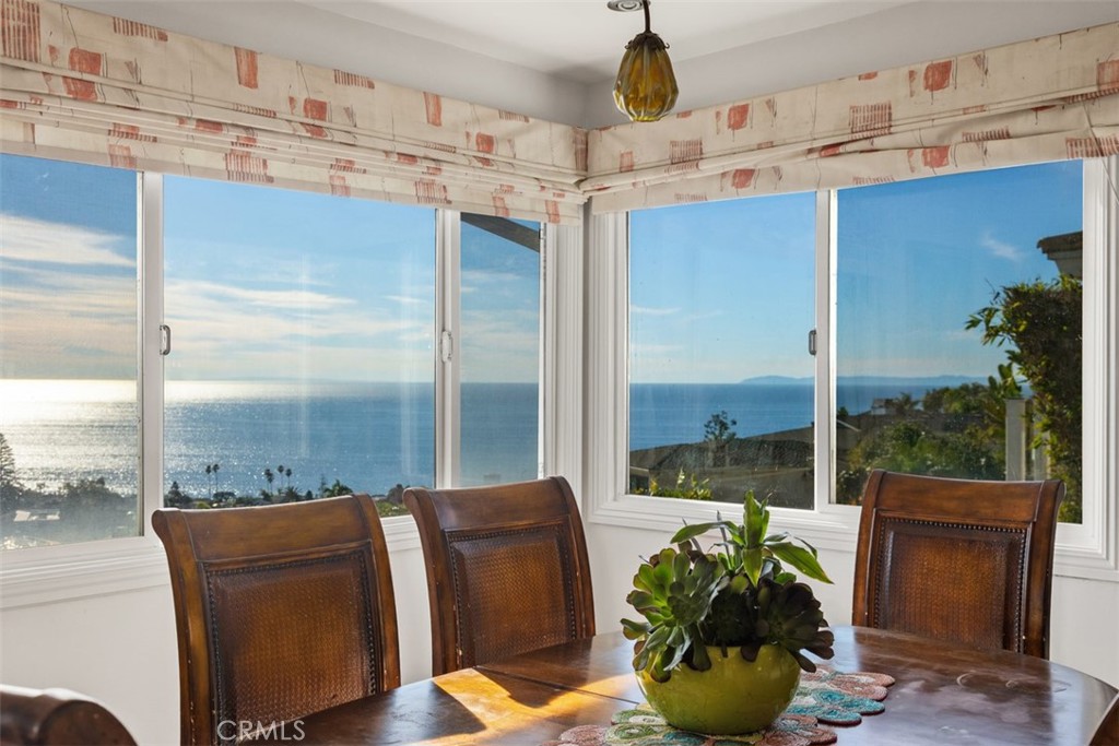Residential for sale at 2 N Vista De La Luna, Laguna Beach CA featuring 4 beds and 2 baths