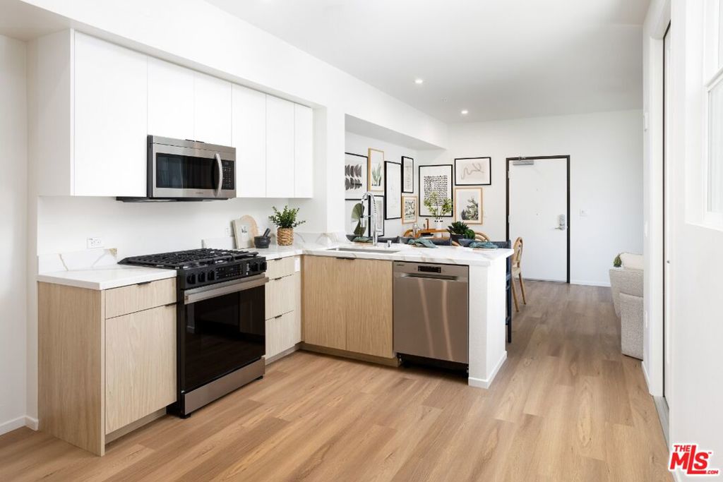 Residential Lease for rent at 2700 N Perris Boulevard 143, Perris CA featuring 2 beds and 2 baths