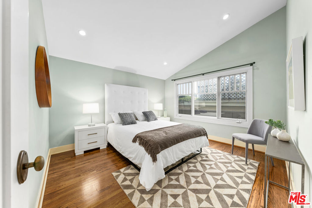 Residential Income for sale at 607 Ashland Avenue, Santa Monica CA featuring 3 beds and 2 baths
