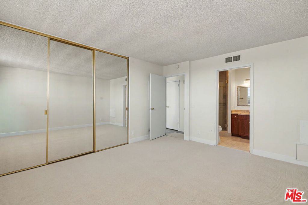 Residential for sale at 100 S Doheny Drive 822, Los Angeles CA featuring 1 bed and 2 baths