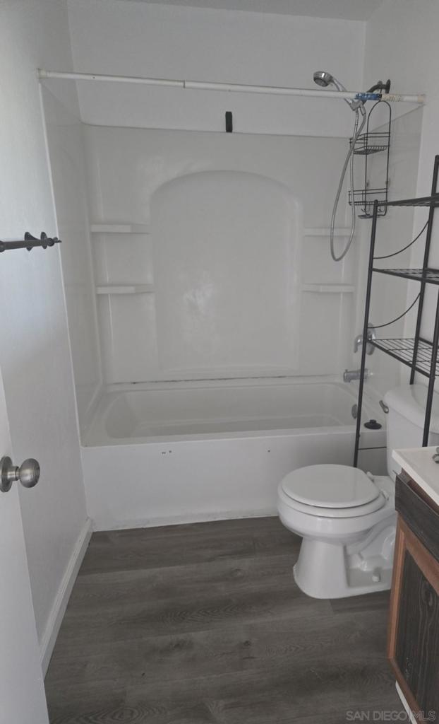 Residential Lease for rent at 241 50th, San Diego, San Diego County CA featuring 3 beds and 2 baths