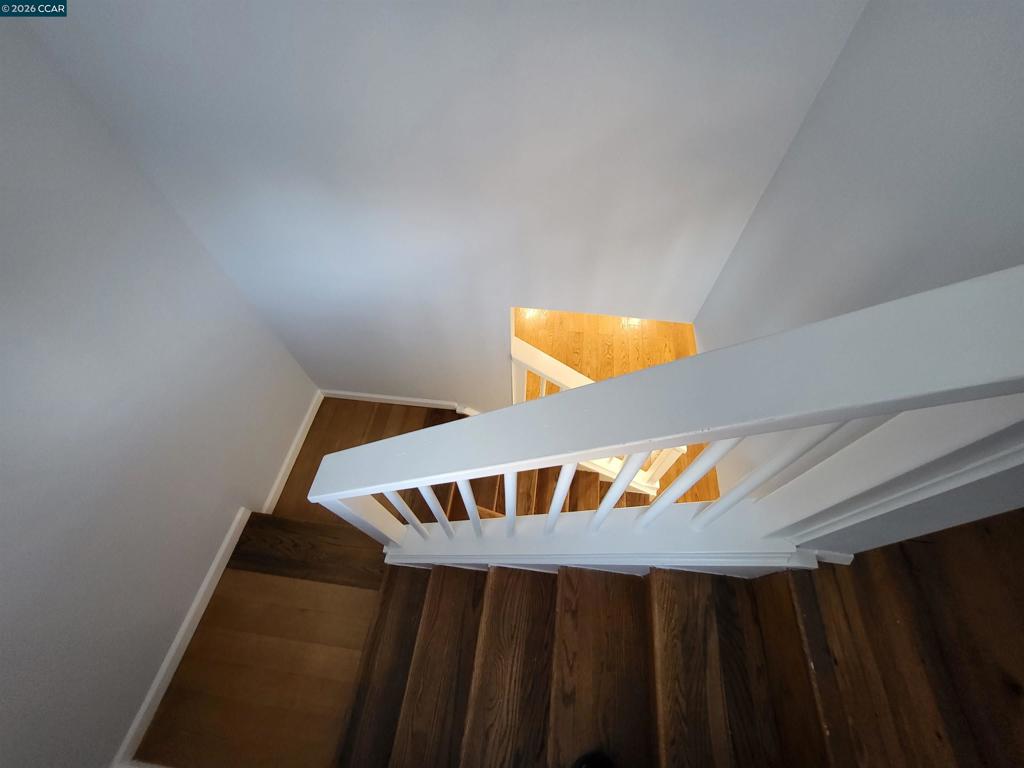 Residential Lease for rent at 11 Range Ct, Hercules CA featuring 3 beds and 3 baths