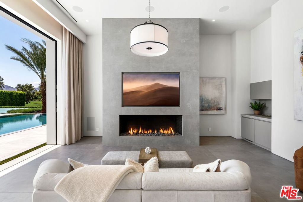 Residential Lease for rent at 52435 Ross Avenue, La Quinta CA featuring 8 beds and 13 baths