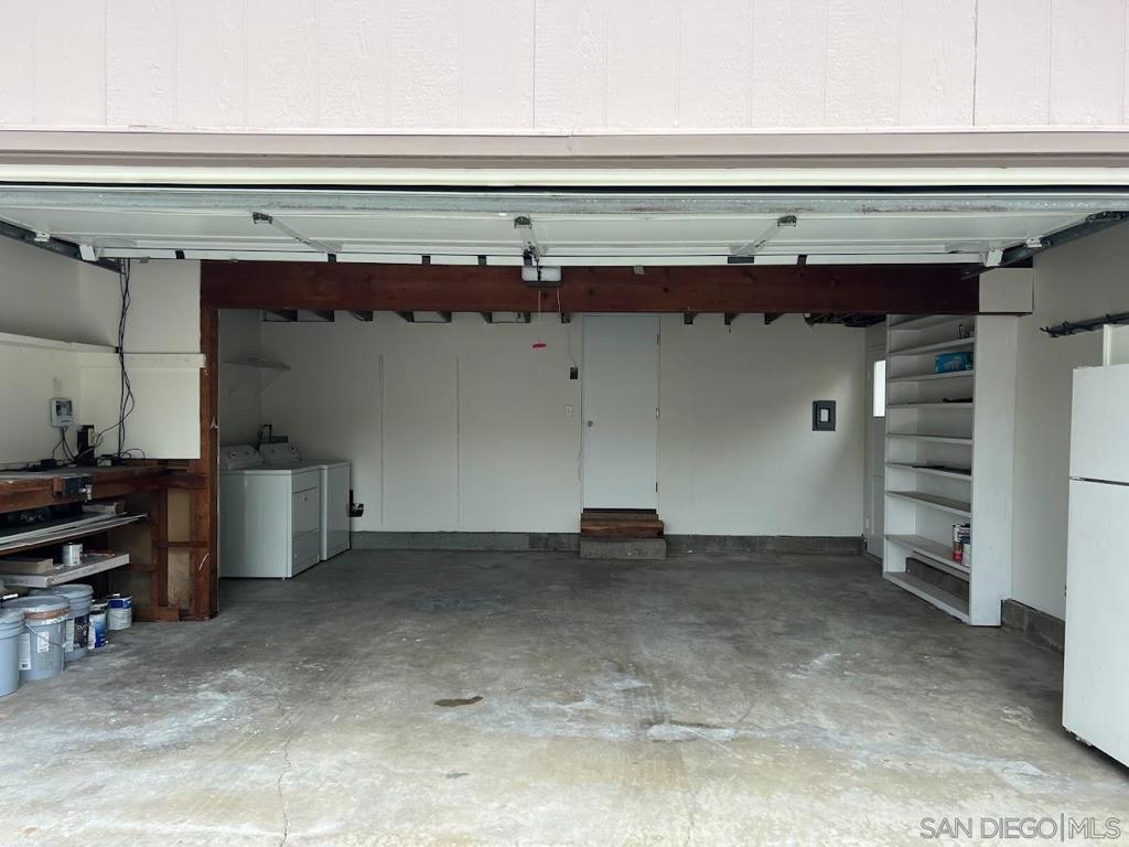 Residential Lease for rent at 5376 Redding Road, San Diego CA featuring 3 beds and 2 baths