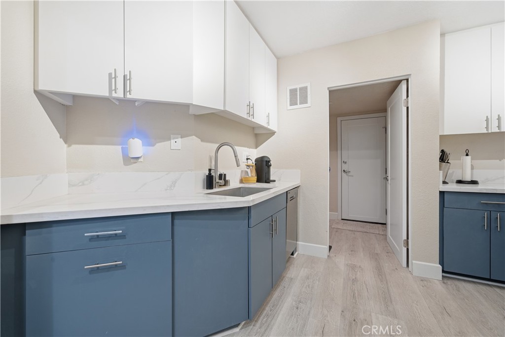 Residential for sale at 626 38 Lake 38, Huntington Beach CA featuring 1 bed and 1 bath