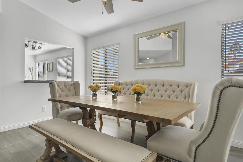 Residential for sale at 55327 Tanglewood, La Quinta CA featuring 3 beds and 2 baths